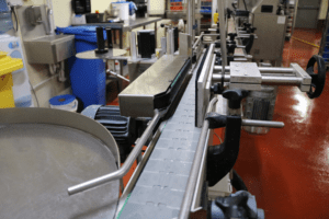 Tom creamery applicator